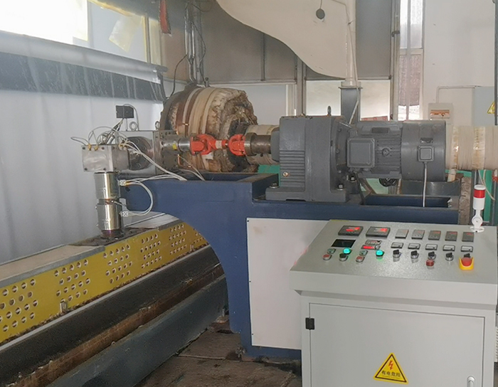 PP編織袋拉絲機熔體計量泵 PP編織袋拉絲機熔體計量泵